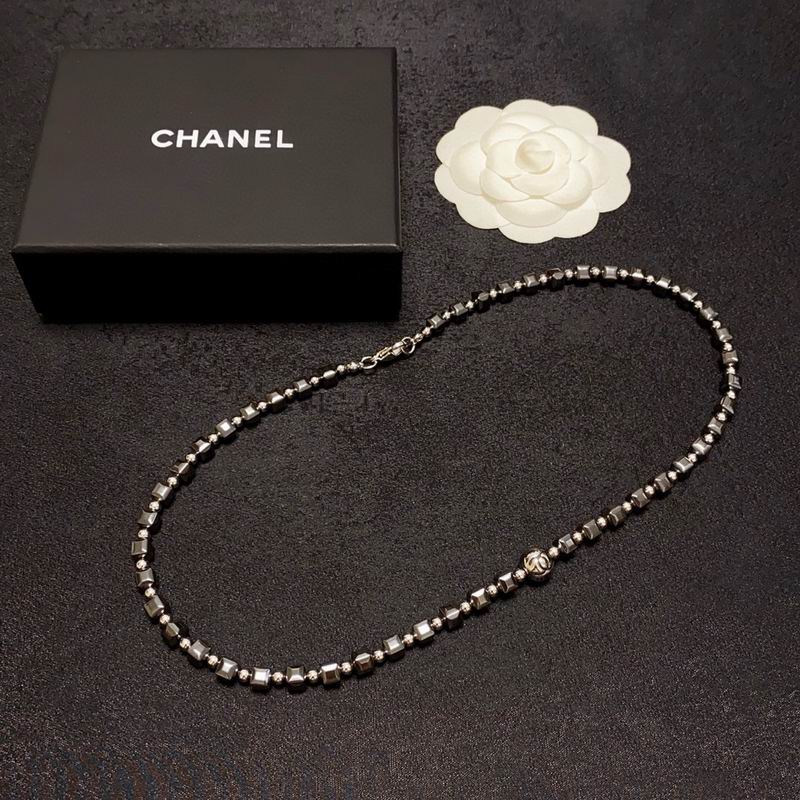 Chanel Necklace 04yxs120